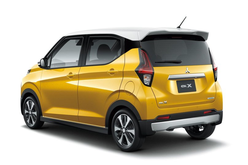 Mitsubishi Ek x клиренс