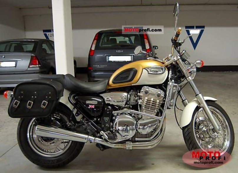 Triumph Adventurer