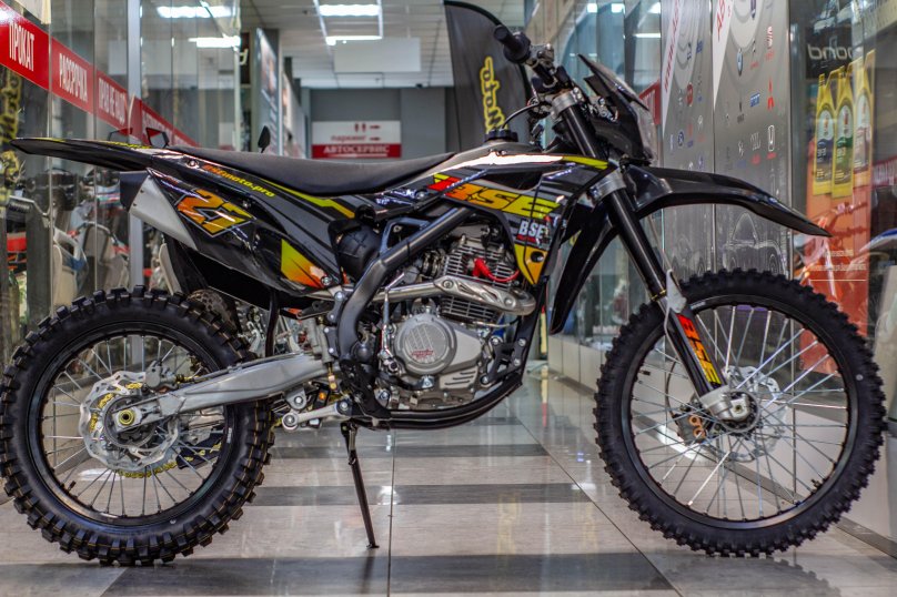 Мотоцикл BSE z5