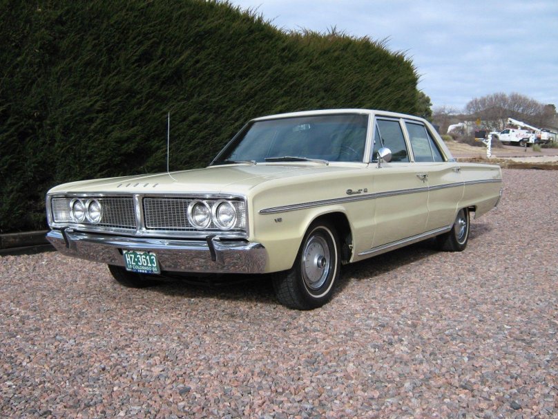 Dodge Coronet 1975