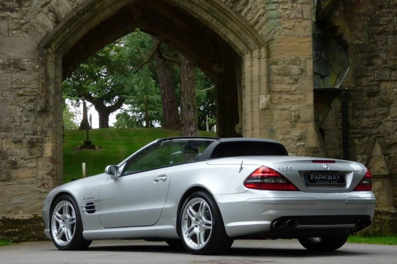 Mercedes SL 55