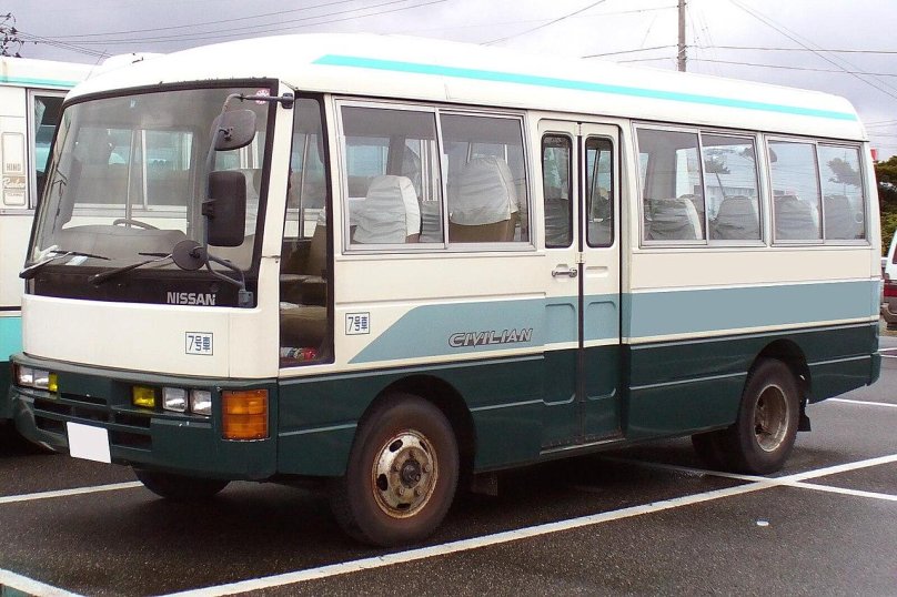 Nissan Civilian w40