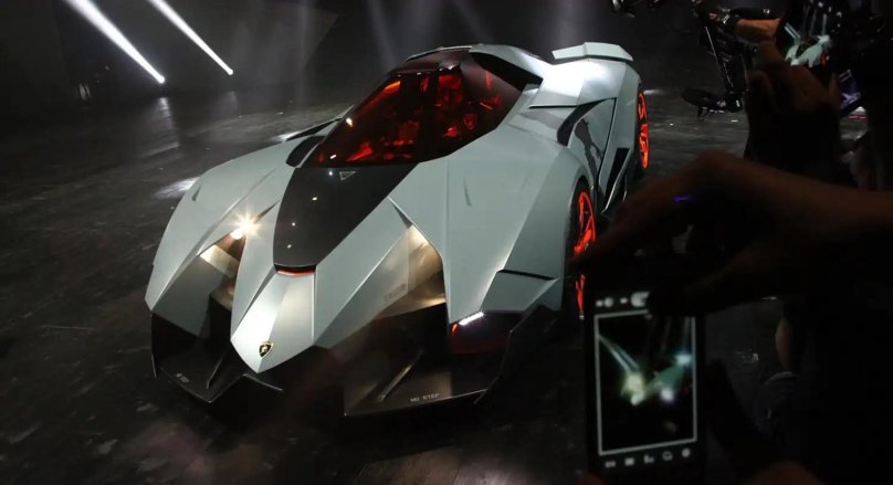 Ламборгини эгоист