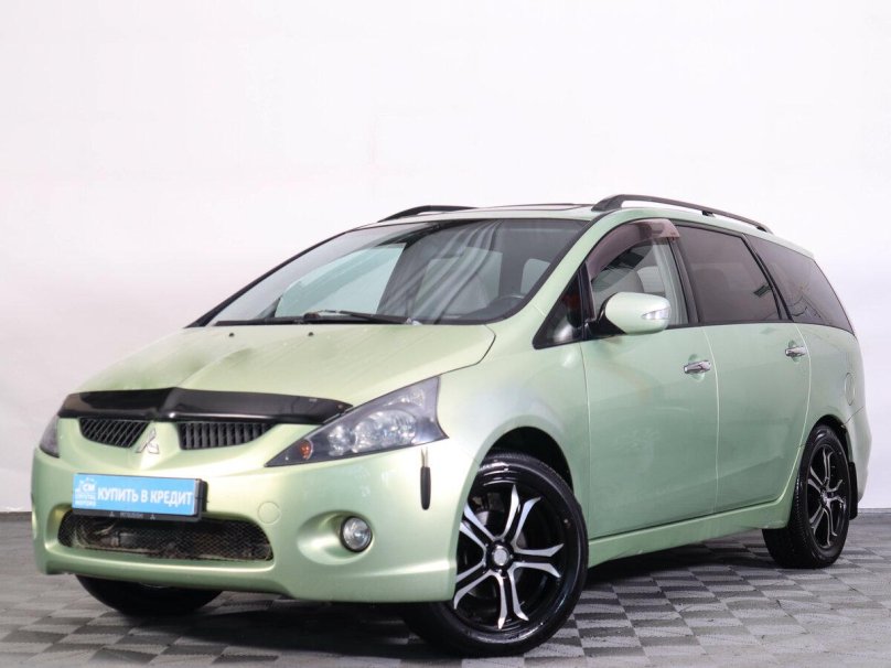 Мицубиси Грандис 2004г