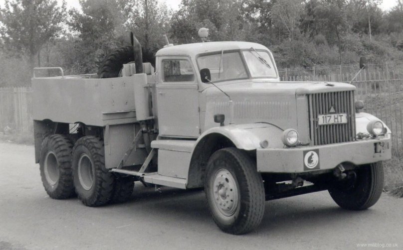 Тягачи Diamond t980