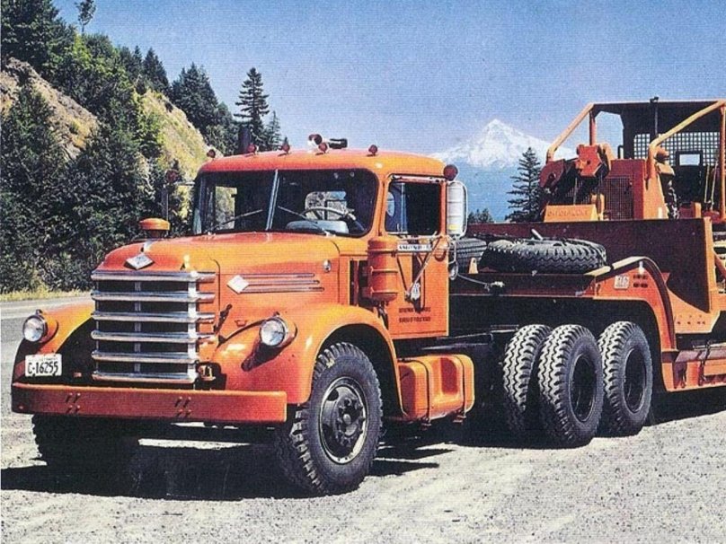 Грузовики Diamond REO