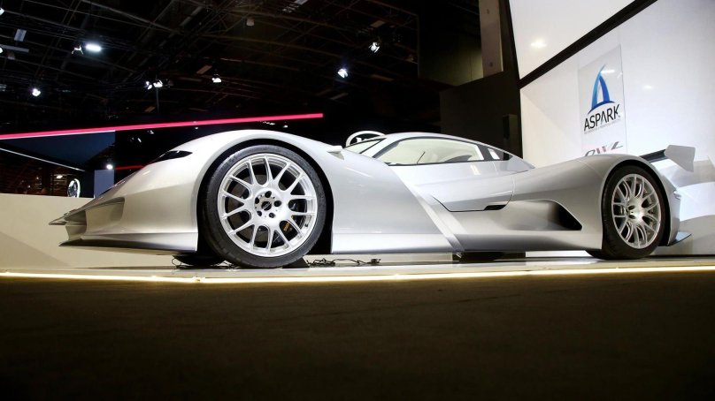 Aspark Owl салон