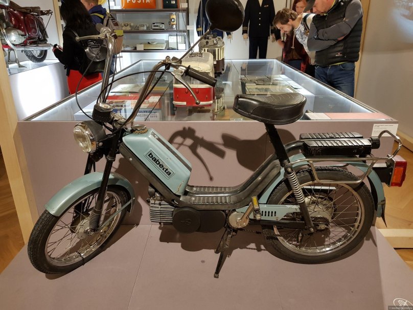 Прага мопед