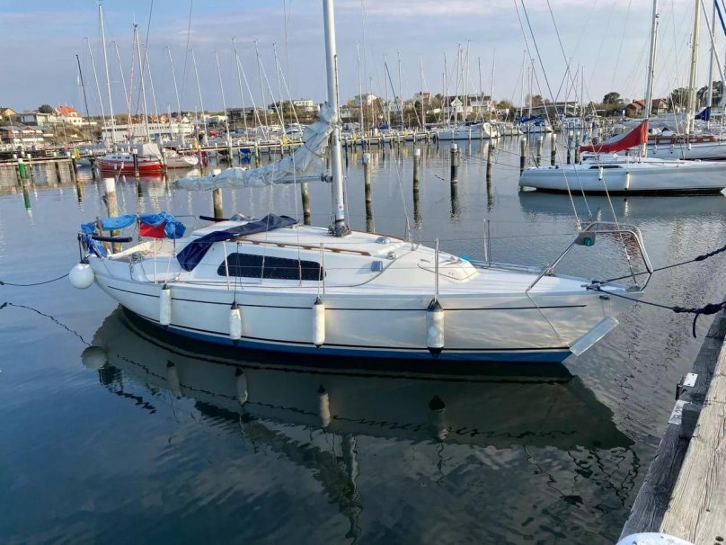 Мариехольм 28 парусная яхта