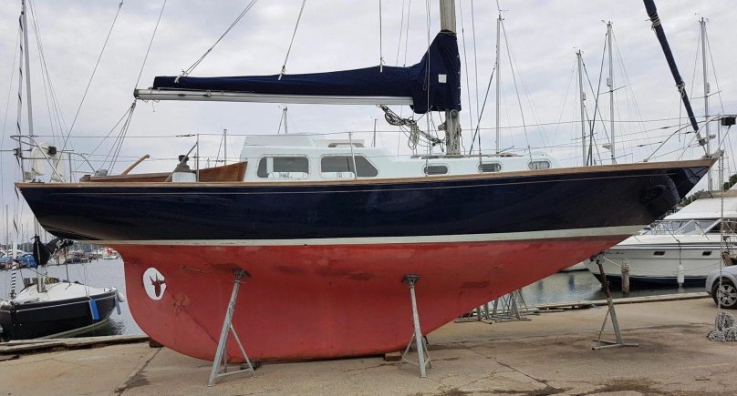 Яхта Nicholson 32