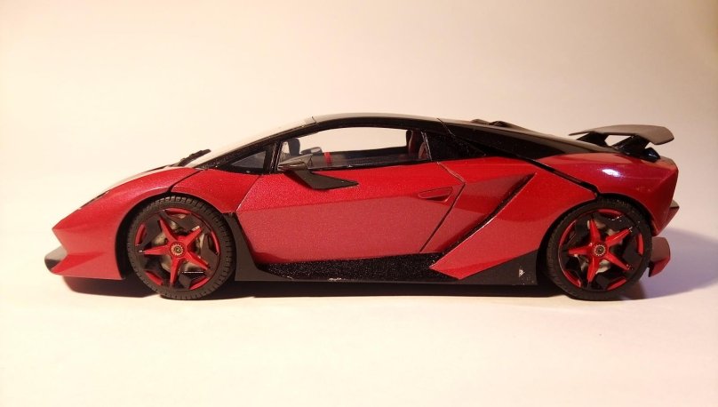 Ламборгини Сесто элементо