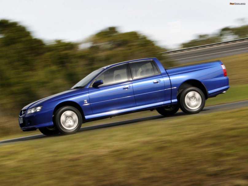 Holden Crewman Divisional van Police (vz) '2004–07