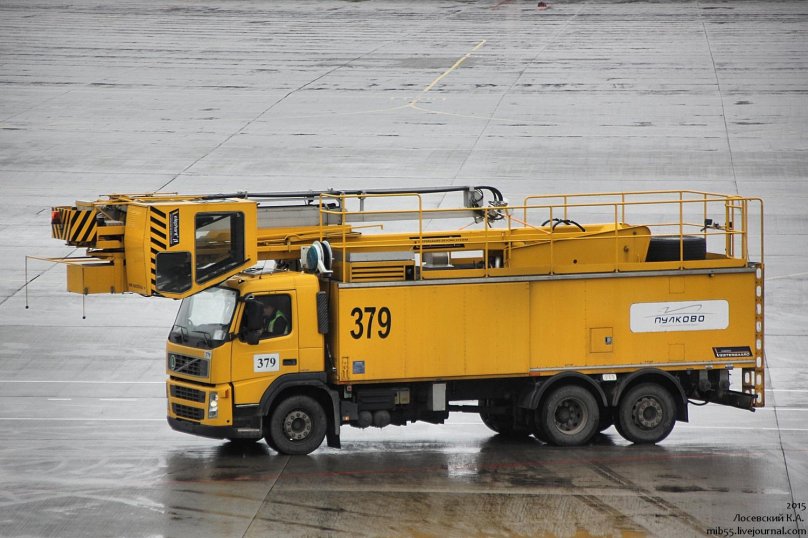 Противообледенительная машина Elephant Beta