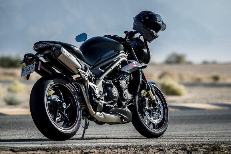 Мотоцикл Triumph Speed Triple