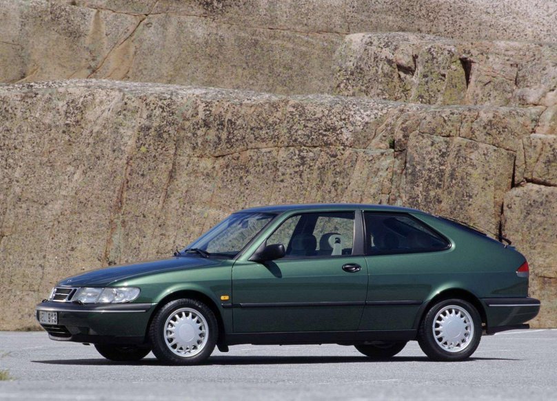 Saab 900 II