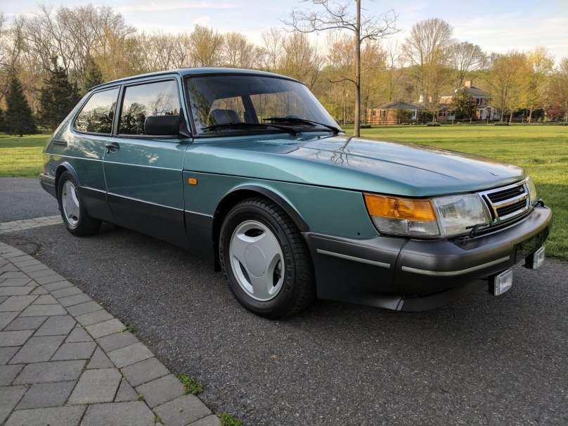 Saab 900 Classic