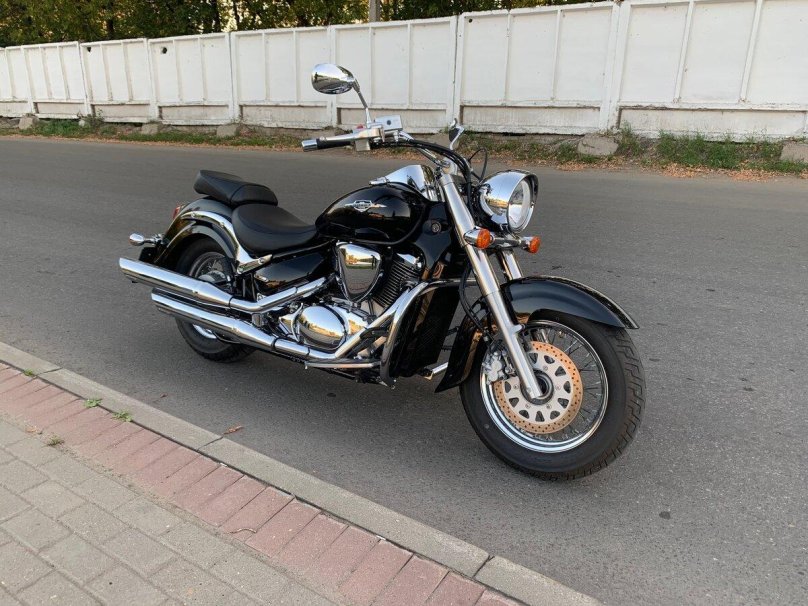 Suzuki Intruder c800