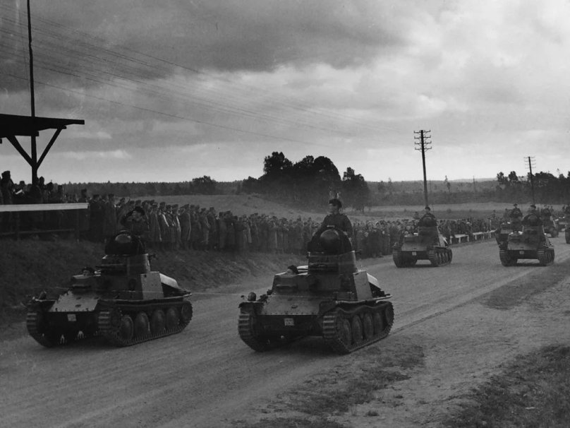 Танки Strv m37.