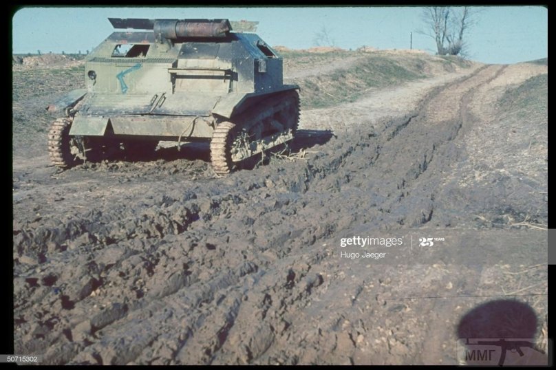 Танкетка TKS