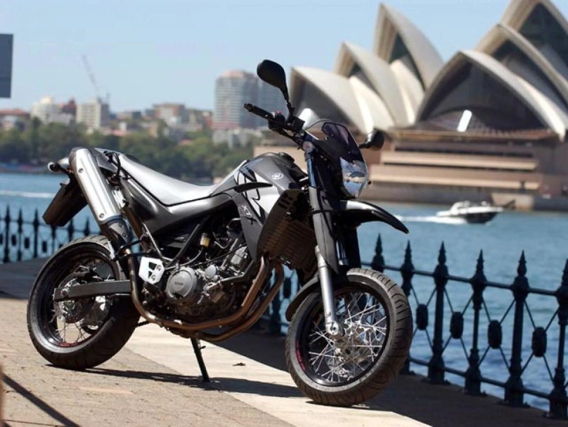 Yamaha XT 660 Supermoto