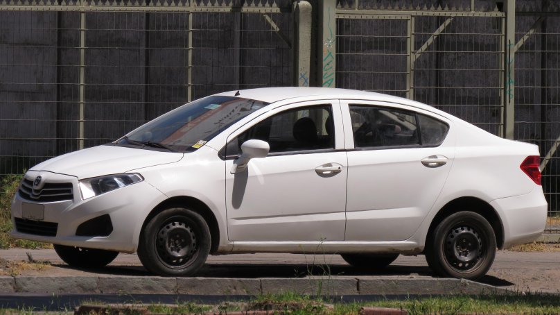 Brilliance h230 стекло боковое