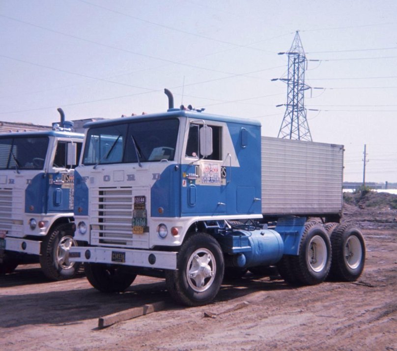 Ford w9000 Cabover