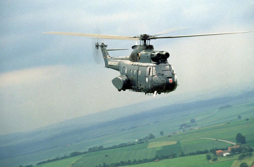 Sa 330 Puma вертолет