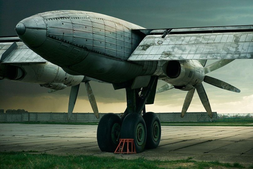 Самолет брутальный