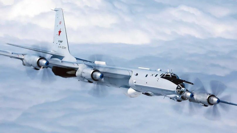 Противолодочный самолет ту-142