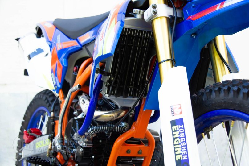 Roliz 250 синий