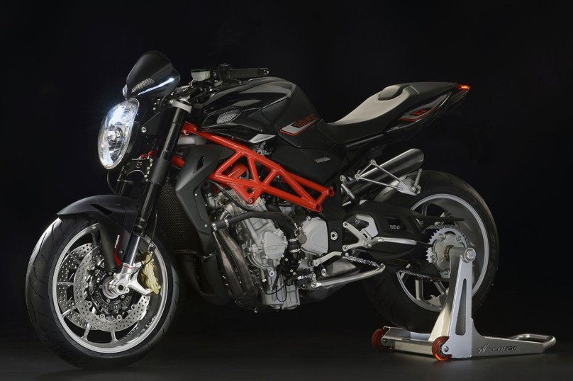 Мотоцикл MV Agusta brutale
