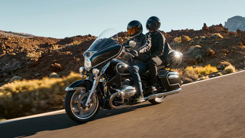 БМВ r18 Transcontinental