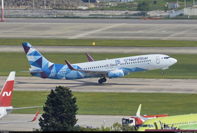 Боинг 737-800 Нордстар
