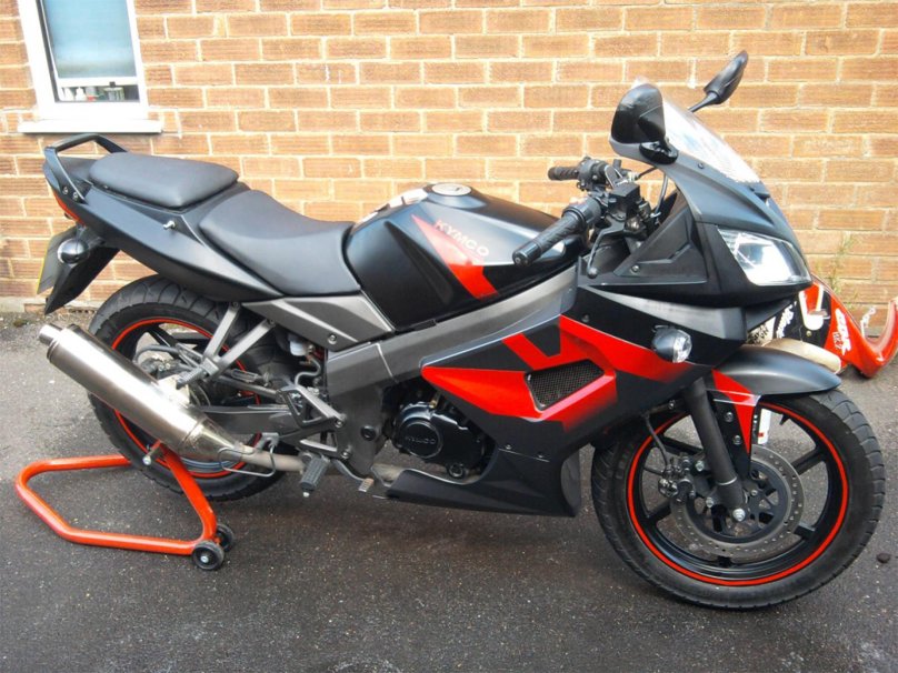 Kymco 125 мотоцикл