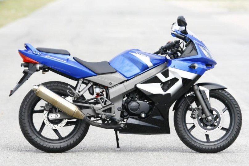 Мотоцикл Kymco Quannon
