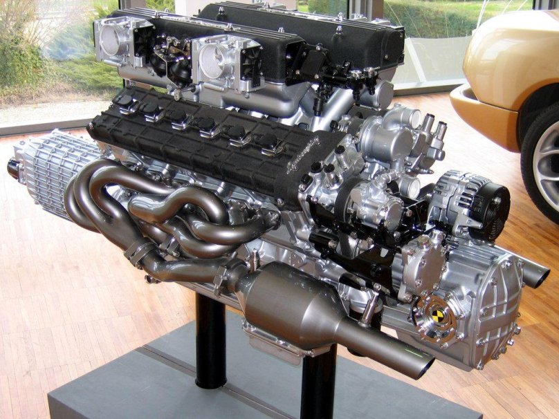 Мотор v12 Lamborghini Aventador
