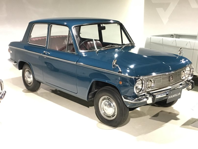 Mazda familia 1963