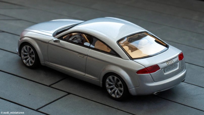 Audi Nuvolari quattro салон