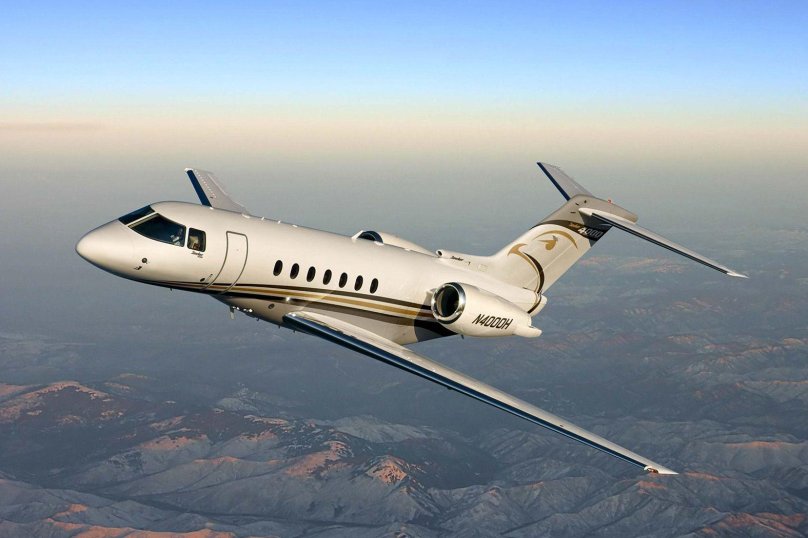 Hawker 4000
