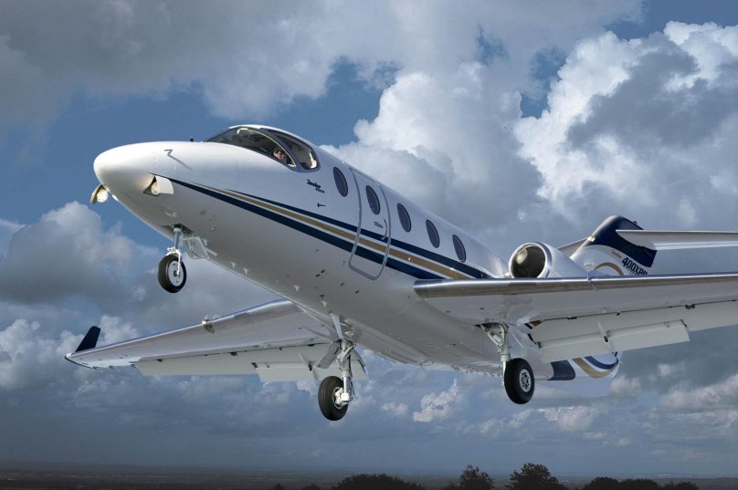 Hawker 400
