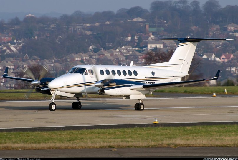 Beechcraft 350 King Air (b300)