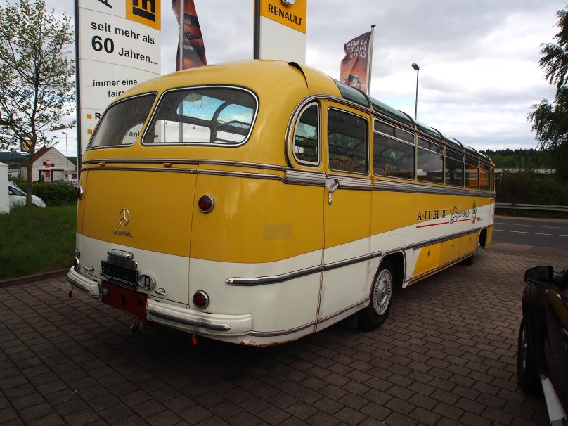 Mercedes Benz o520n