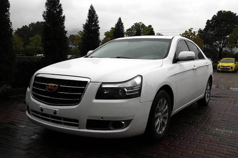 Джили Эмгранд ес8