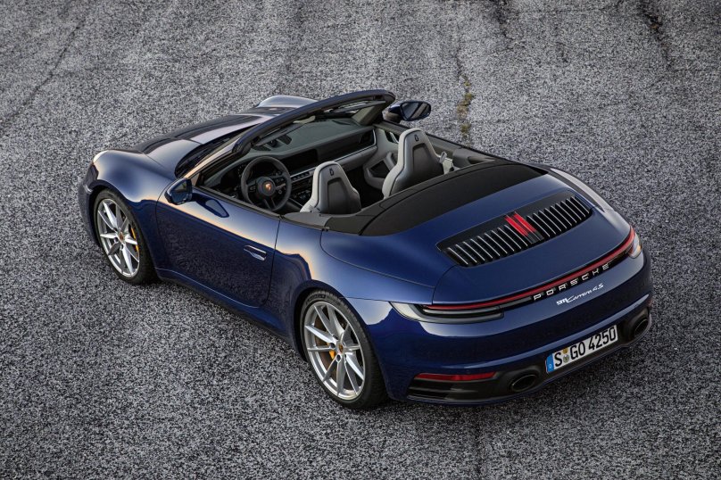 Porsche 911 Carrera 4 Cabrio