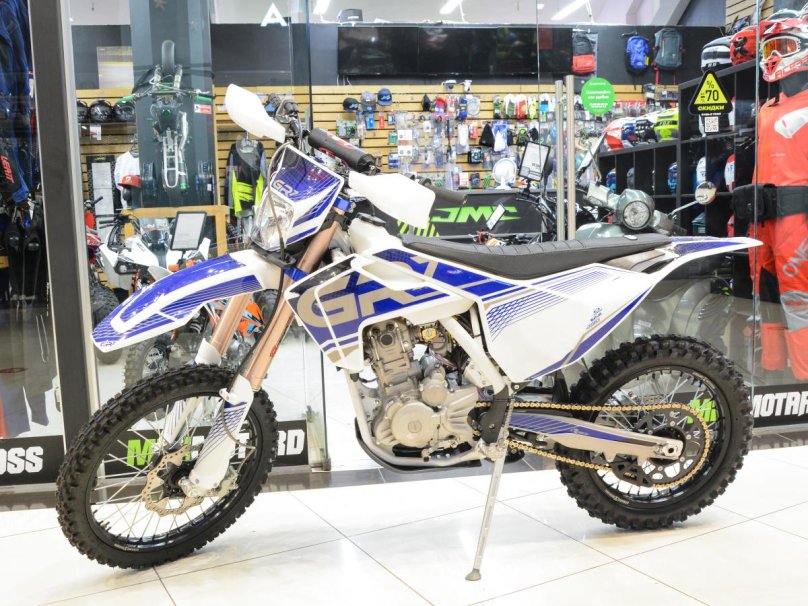 Эндуро мотоциклы 400-450 кубов