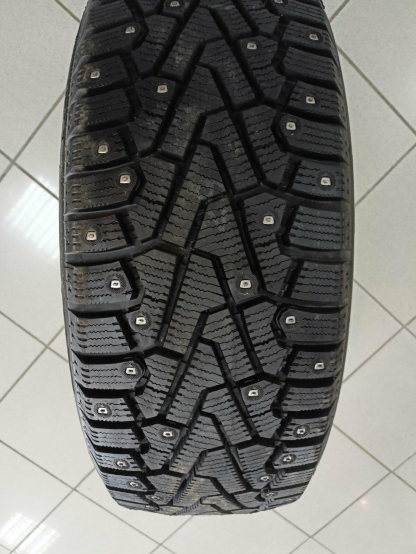 Pirelli Ice Zero 185/65r14