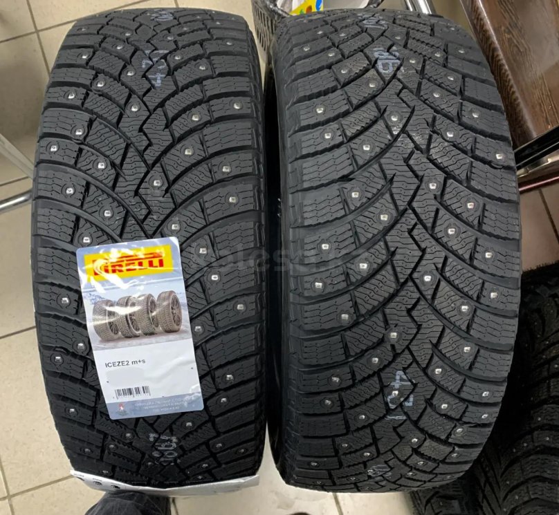 225/50/17 Pirelli Ice Zero 2