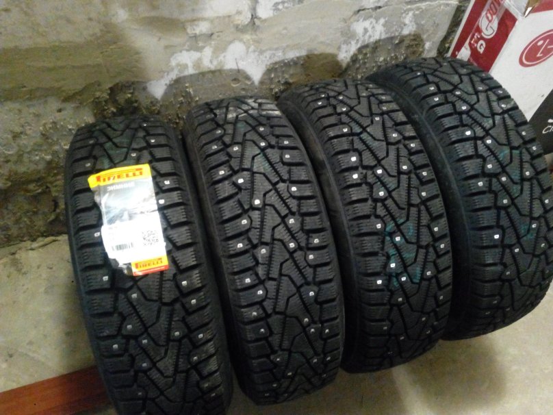 Pirelli Ice Zero 185/65 r15