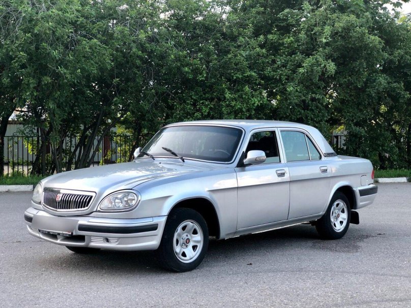 Волга ГАЗ 31105