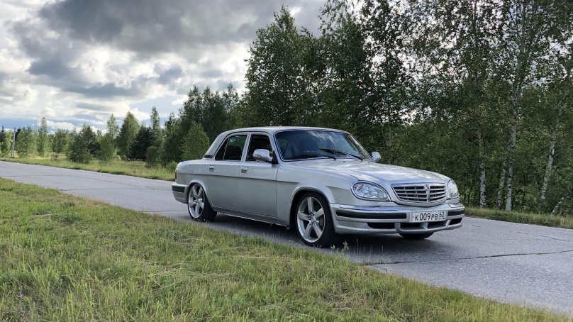 Волга ГАЗ 31105